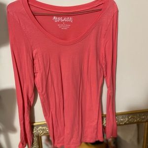 Woman’s long sleeve shirt